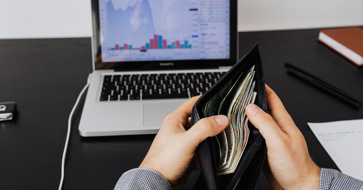 Amazon Associates vs ShareASale: pricing, features, and best fit
