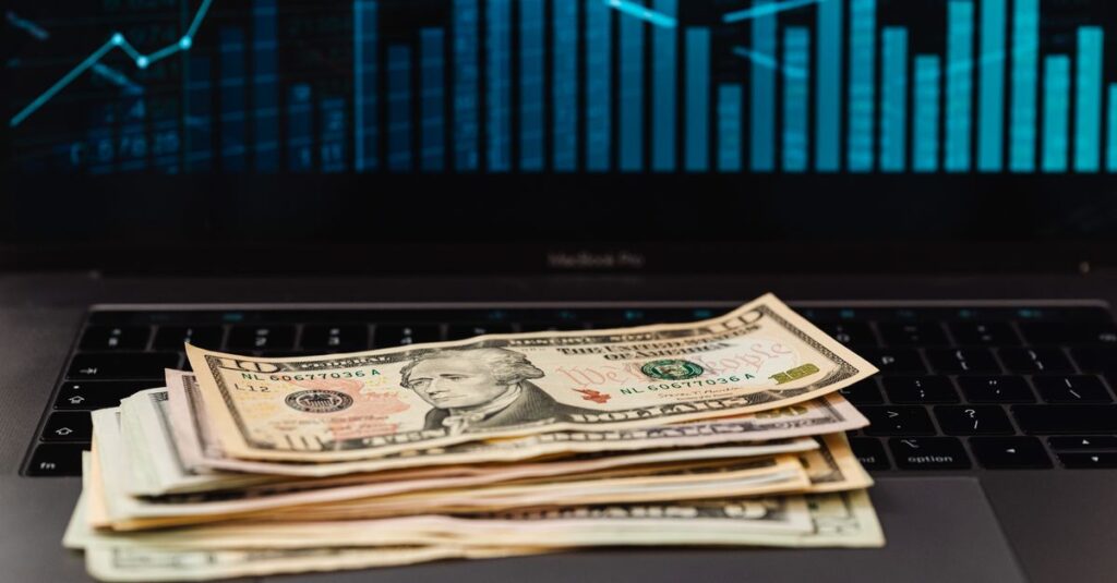 ClickBank vs PartnerStack: which is better in 2026