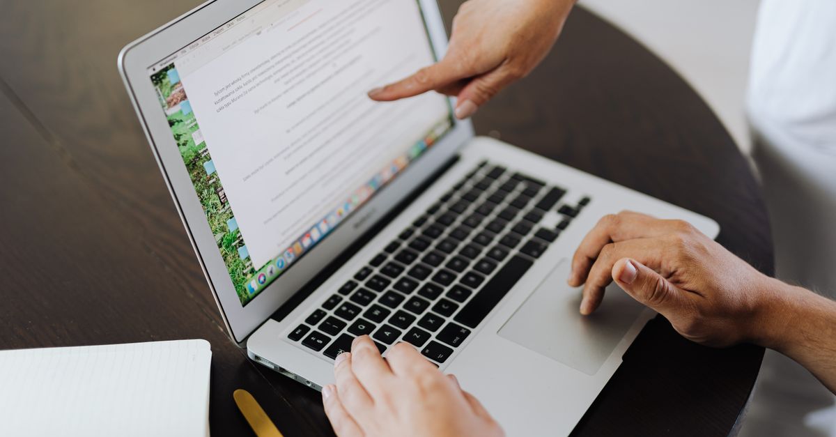 Kajabi vs LearnWorlds: pricing, features, and best fit