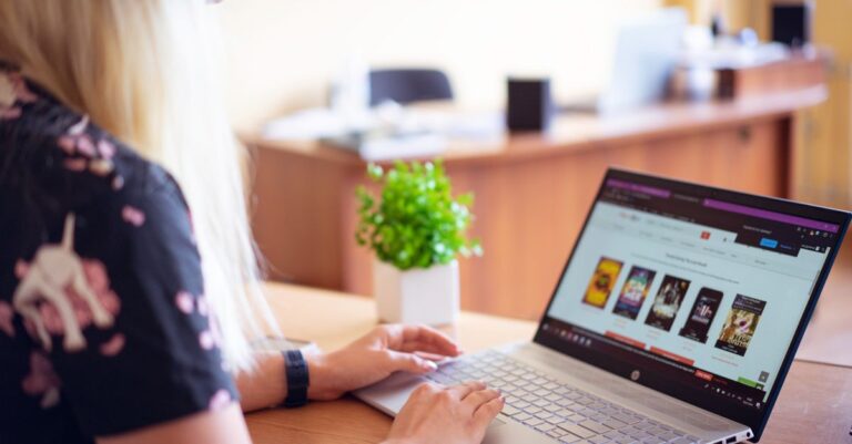 Is Systeme.io worth it for beginners?