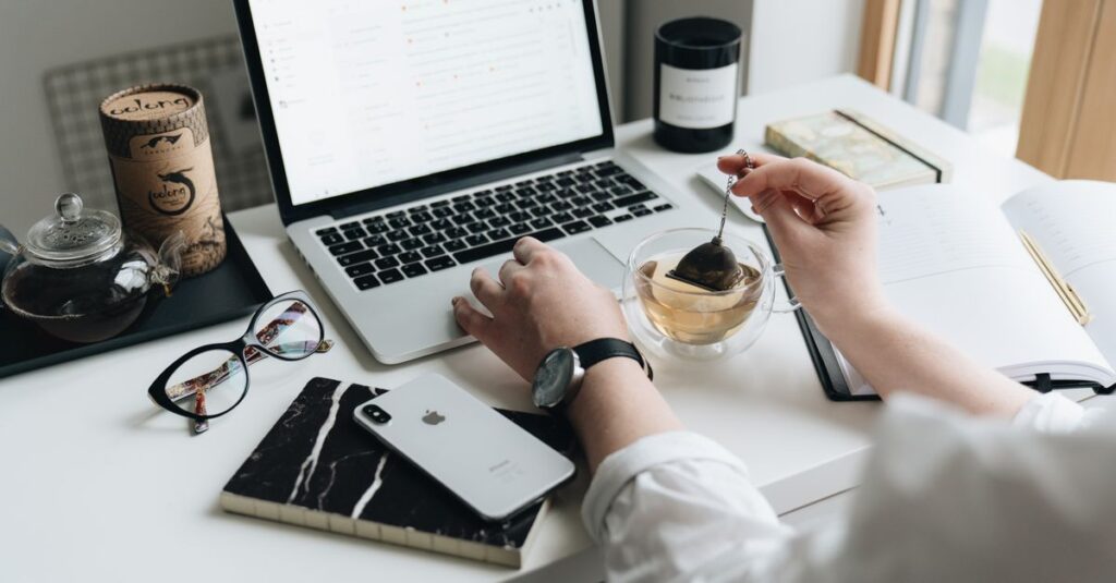 best free newsletter monetization platforms options for beginners
